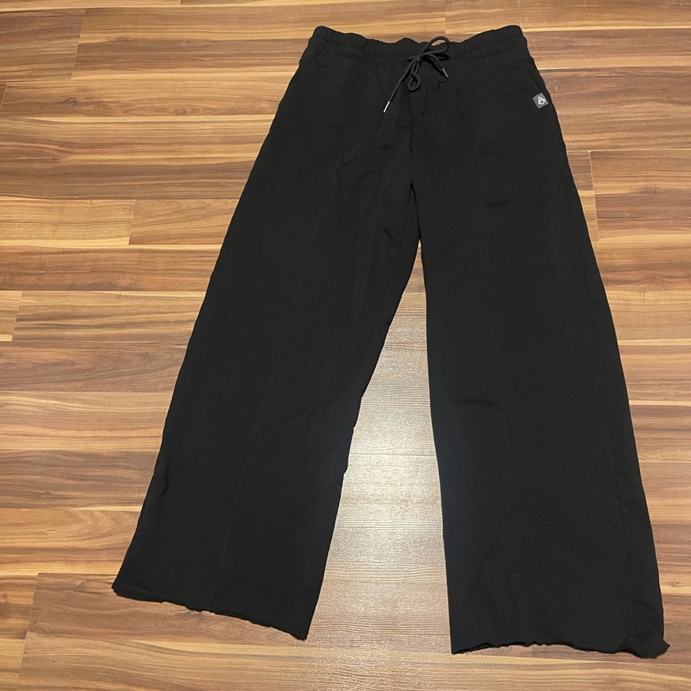 ⭐️TAKE 50% OFF⭐️ ARRO Athletics complete joggers